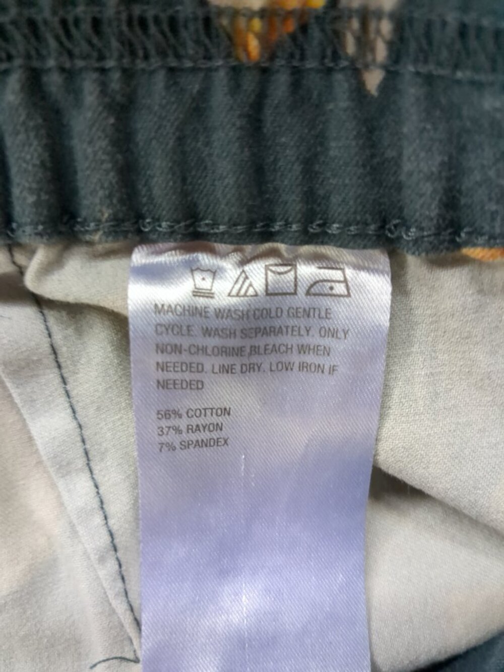 Vintage Pants with Lemon Motif - Picture 11 of 11